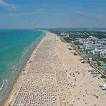 Discover The Heart Of Bibione-beahost Apartment
