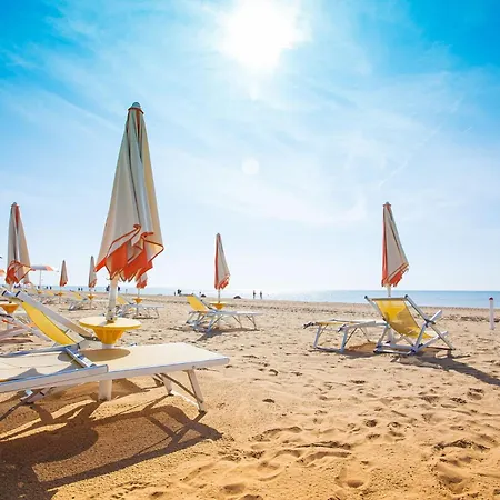 Discover The Heart Of Bibione-beahost * Μπιμπιόνε
